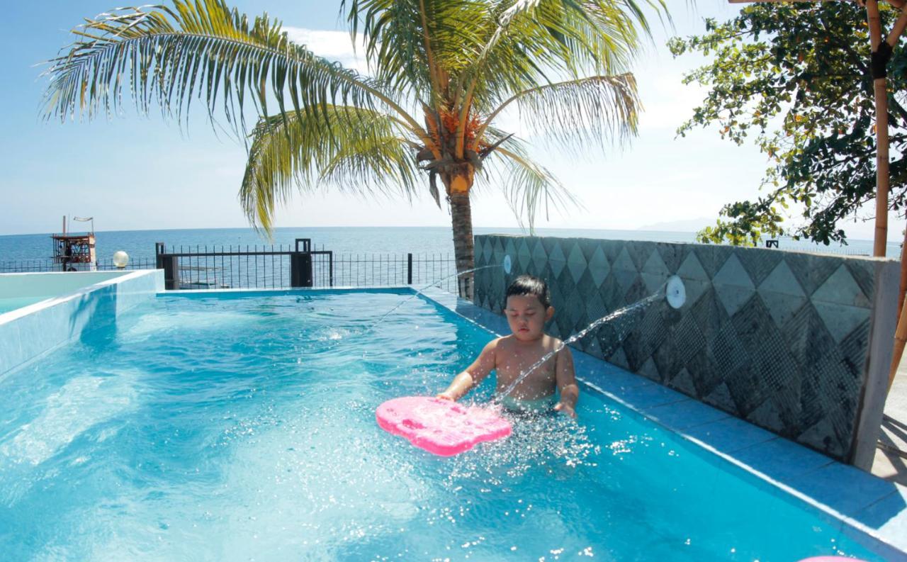Fx72 Beach Resort Maumere Exterior photo